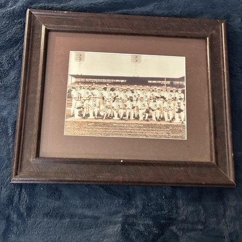 Chicago white sox team framed - white,
